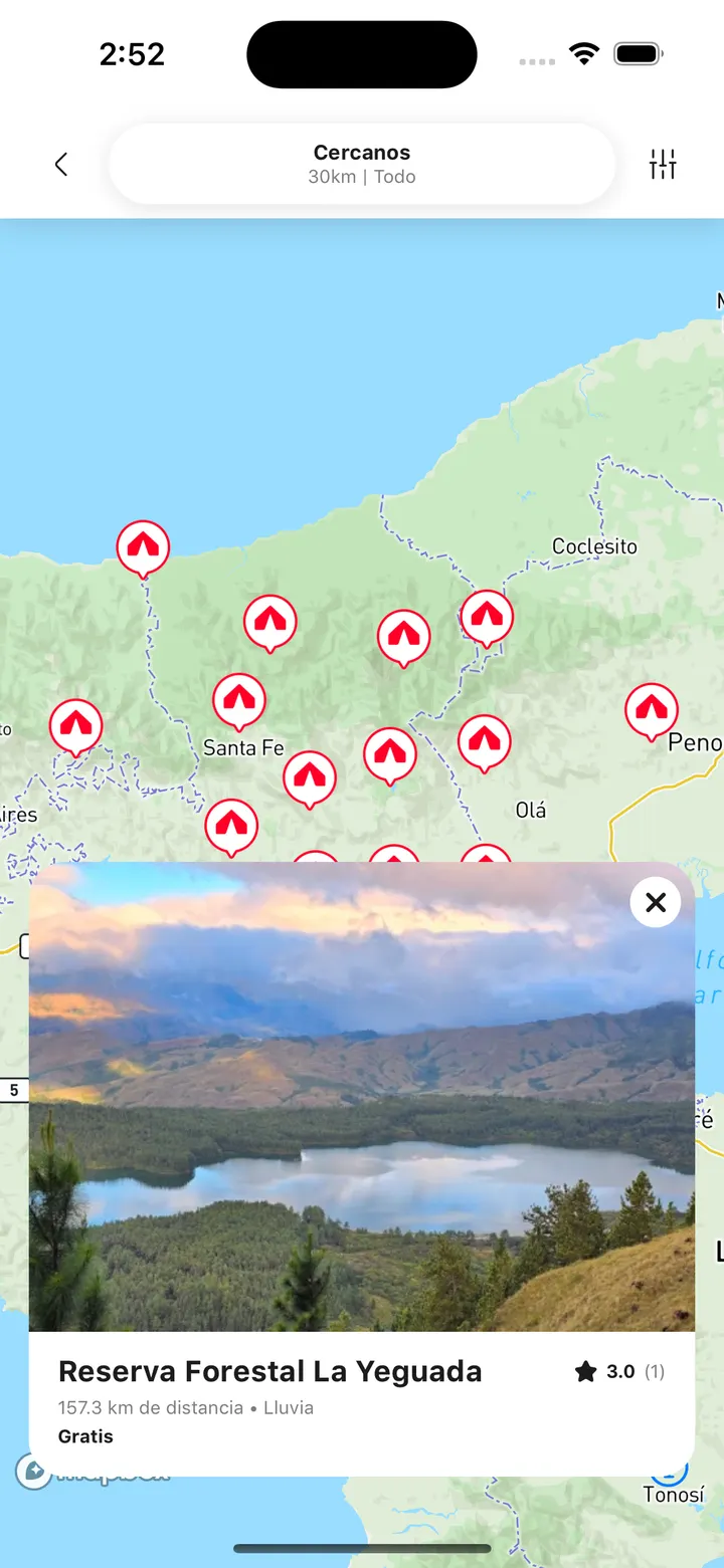 Tripsi nearby map with spot pins across Panama and a nearby spots summary